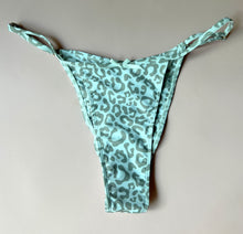 Load image into Gallery viewer, Thin Strap Bikini Bottom - White
